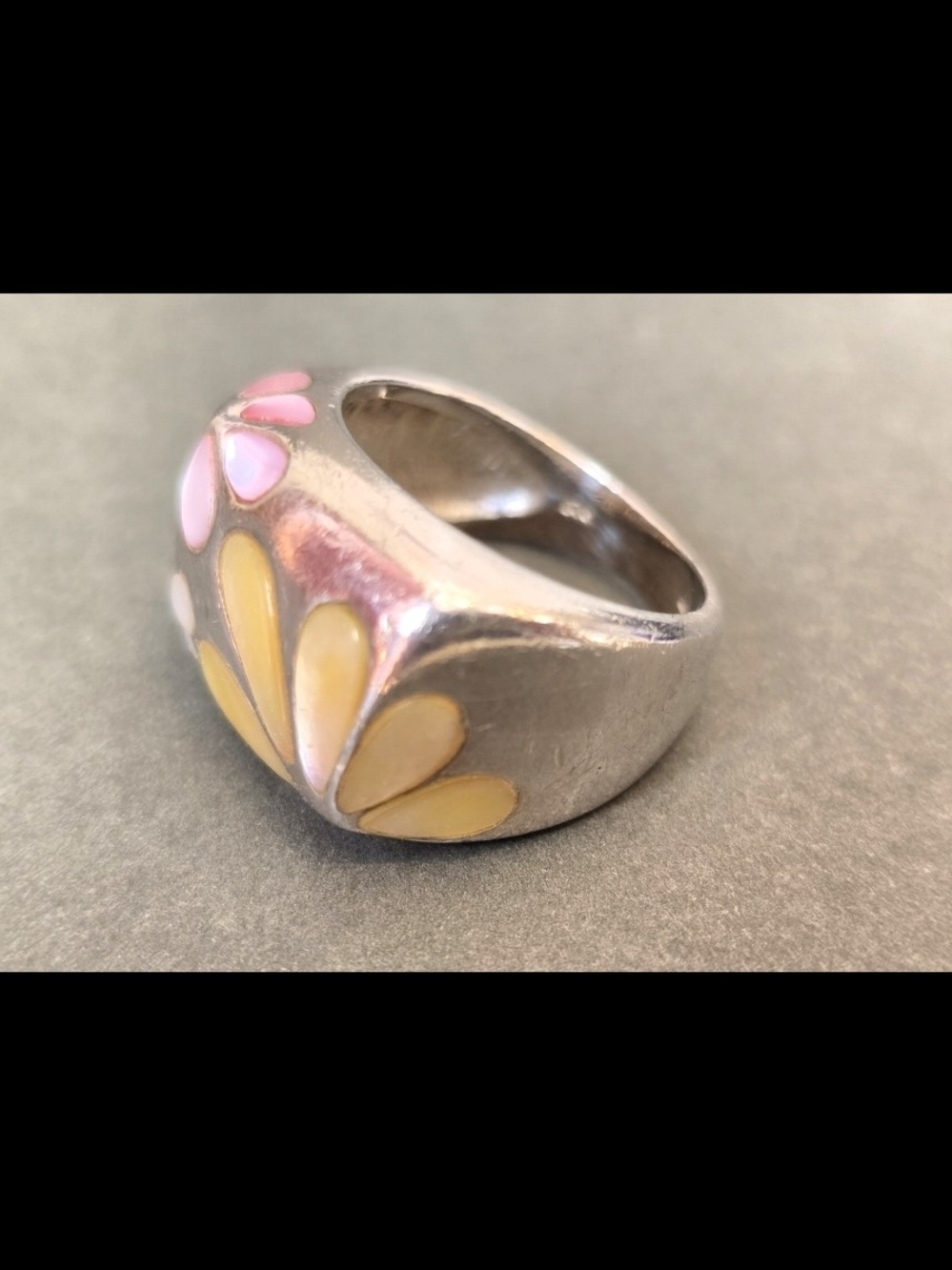 Silver Resin Petal Dome Ring in Pink and Yellow